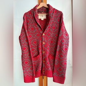Cardigan with unique pattern and detailing